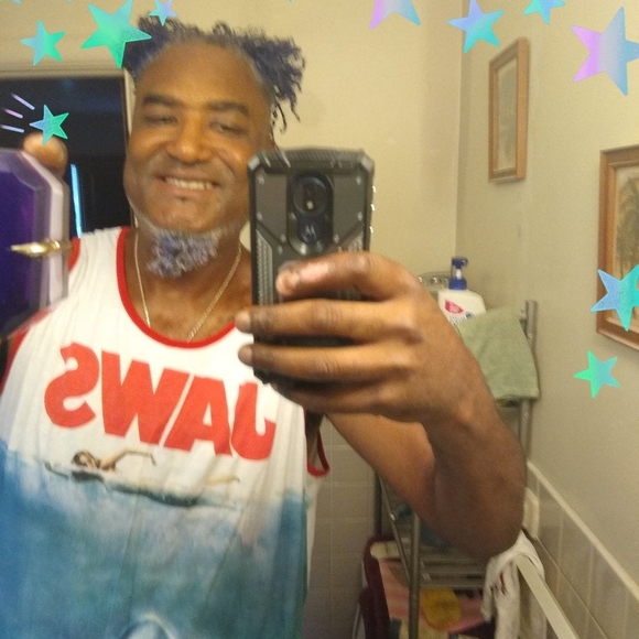 Meet your Posher, Damon - Picture 1 of 1